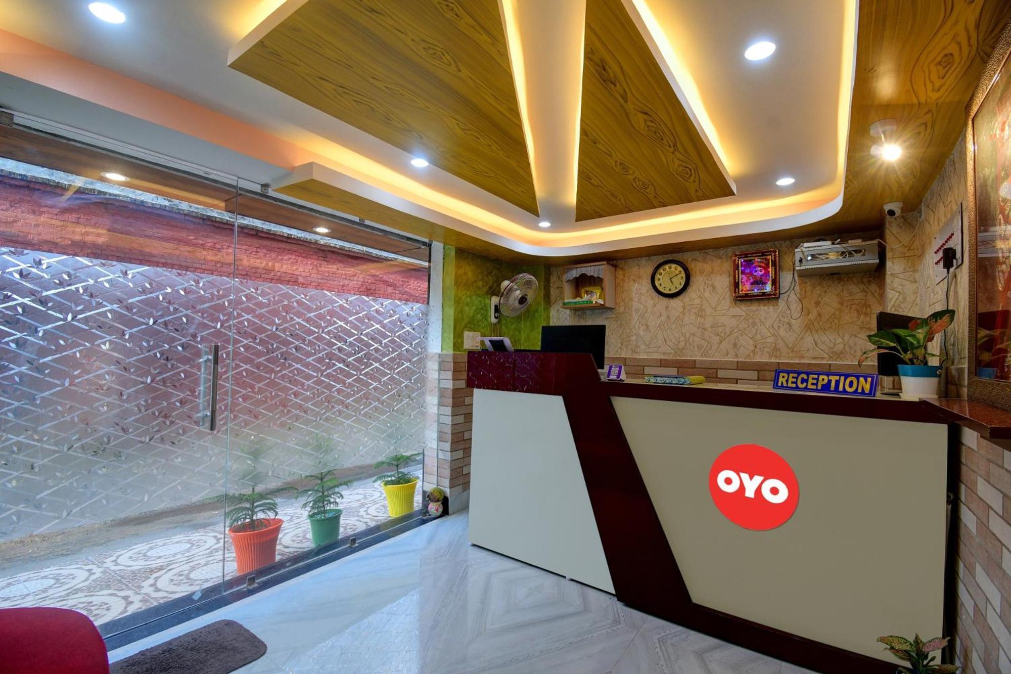 Hotel O Mahal And Restaurant Kanchrapara Kolkata Bagian luar foto
